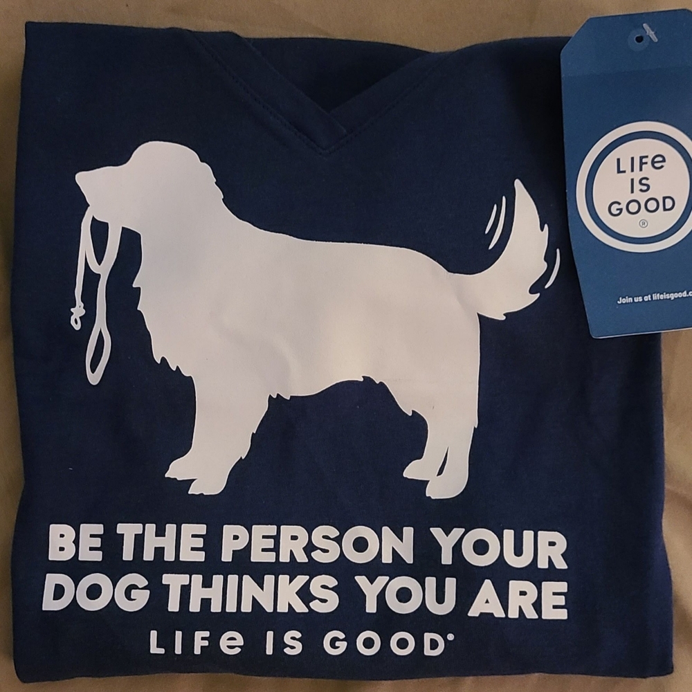 Life Is Good v-neck navy tee, (Size Medium), dog lovers 🐕